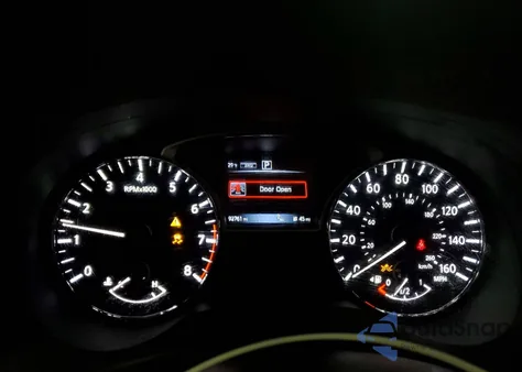 2020 Nissan Pathfinder Platinum z USA, uszkodzony, nr VIN 5N1DR2DM2LC637454